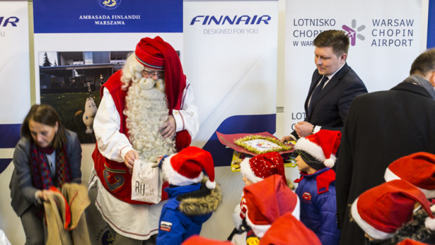 Święty Mikołaj z Laponii przyjeżdża do Polski