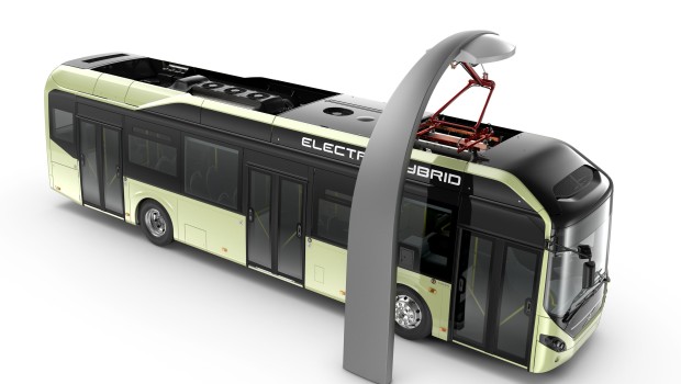 Roboty do szybkiego ładowania autobusów w komunikacji publicznej