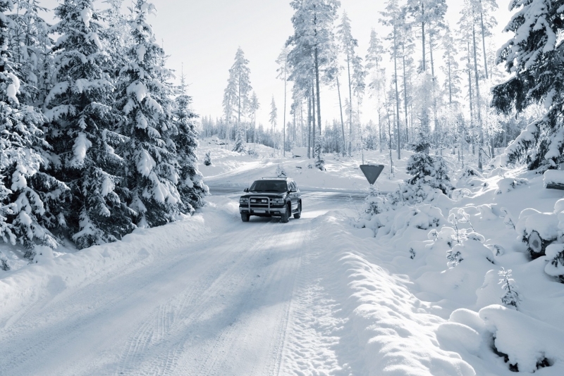 Najczęstsze błędy kierowców w czasie zimy