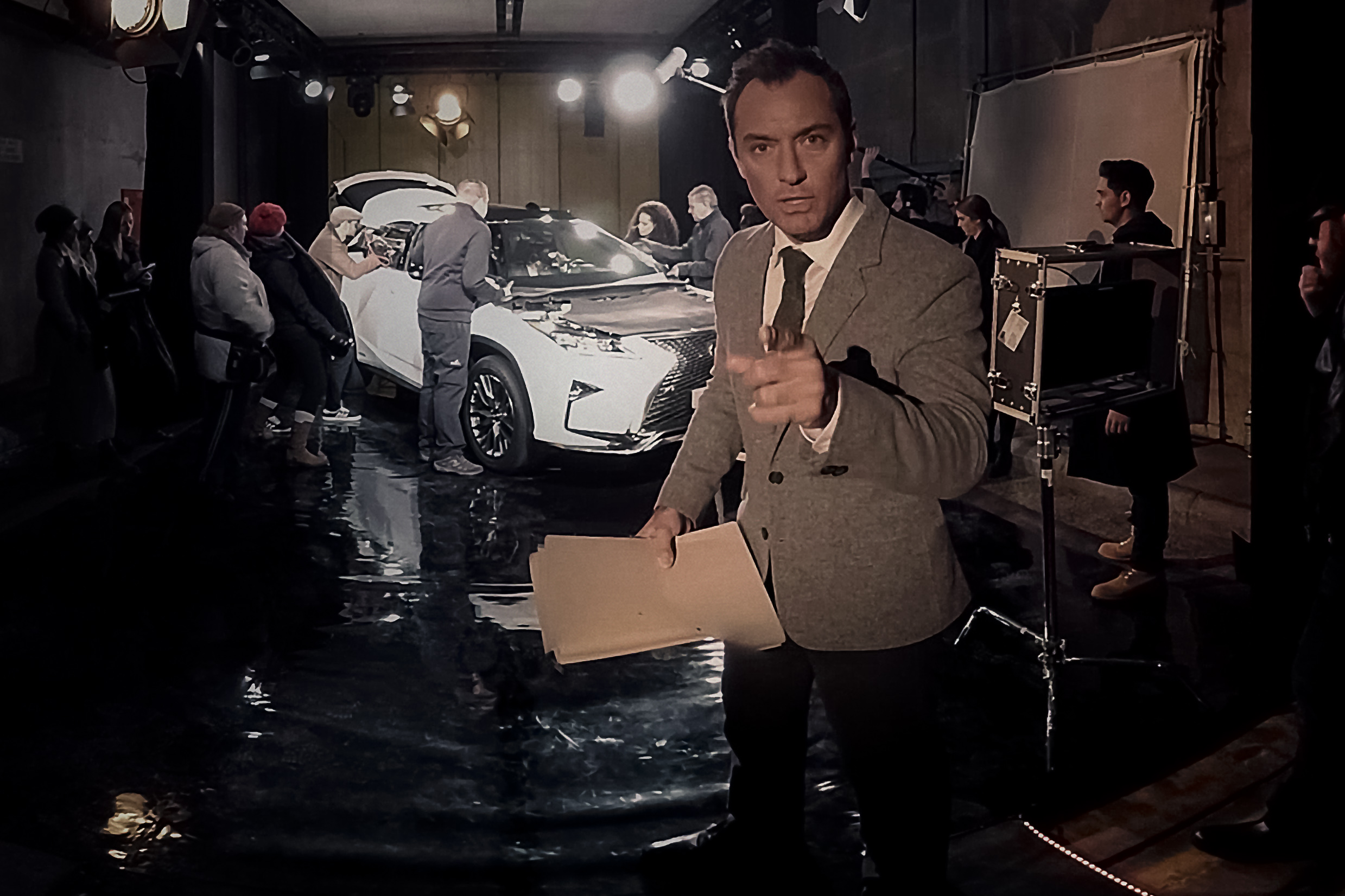 Jude Law tworzy spektakl interaktywny dla Lexusa