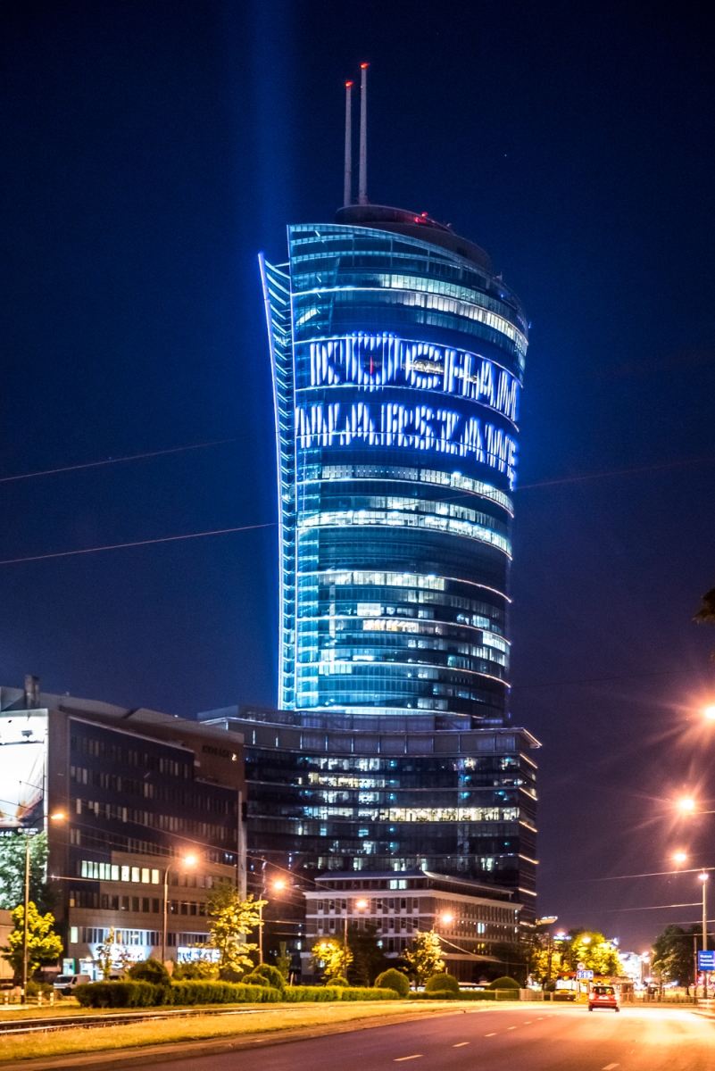 Walentynkowe wyznania rozbłysną na Warsaw Spire