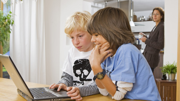 Czego dzieci szukają w internecie?