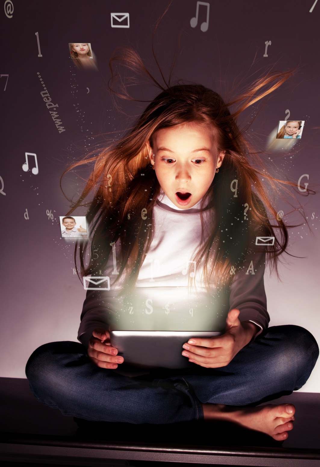 Jak nauczyć najmłodszych bezpiecznego poruszania się w sieci