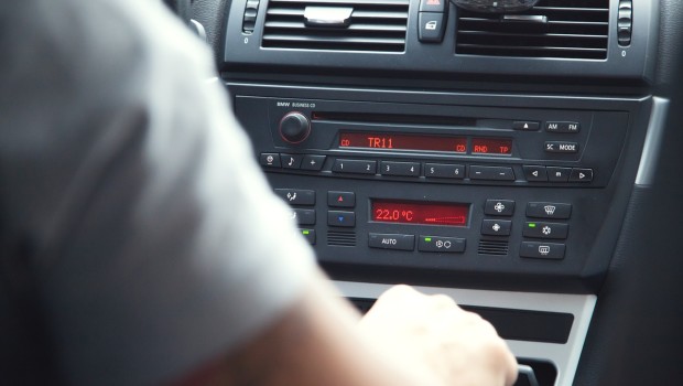 Jak często czyścić klimatyzację w samochodzie?