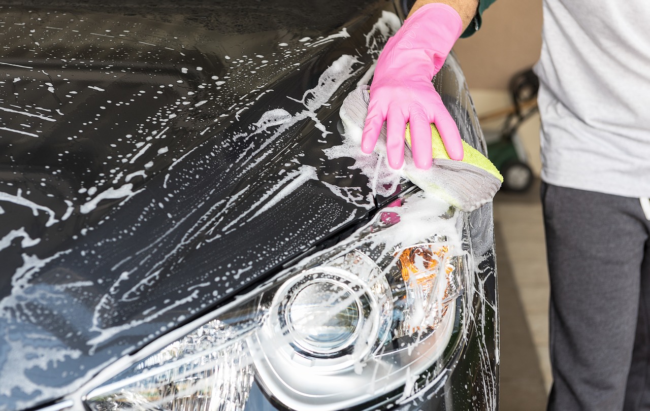 Polacy na bakier z myciem samochodów?