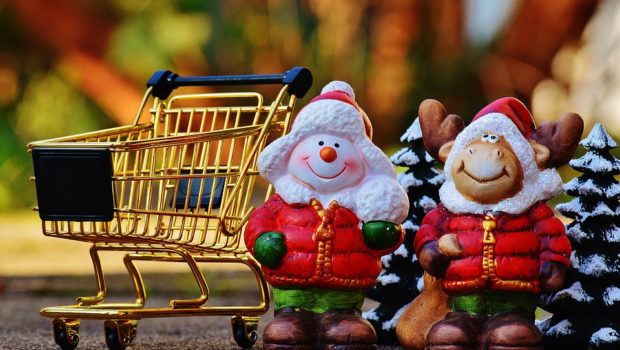 Wszystko o marketingu sensorycznym – jak robić świadomie świąteczne zakupy