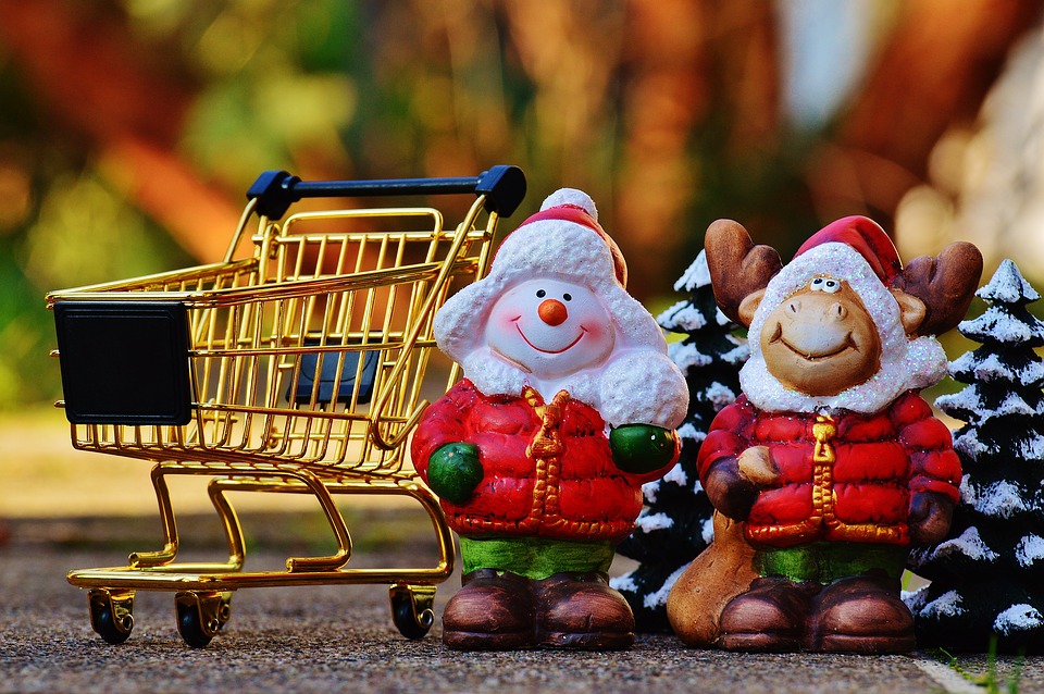 Wszystko o marketingu sensorycznym – jak robić świadomie świąteczne zakupy